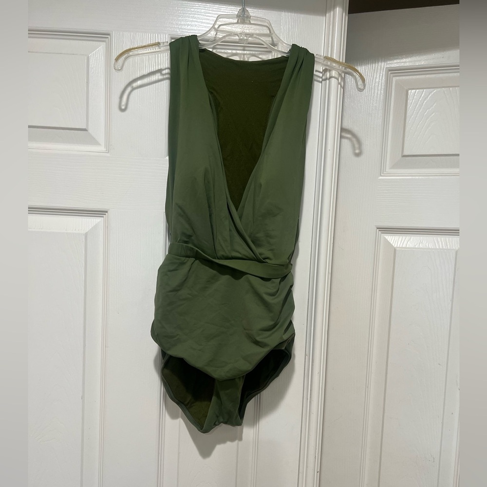 Sunseeker Navy Green Deep V front‎  One Piece Swimsuit size medium